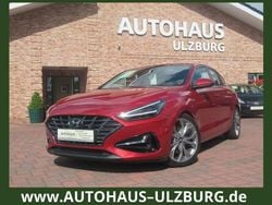 Rot Gebraucht 2020 Hyundai i30 Prime Limousine | 17.900 € (Guter Preis)