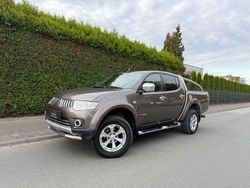 Braun Gebraucht 2011 Mitsubishi L200 Intense Abholung | 10.450 € (Fairer Preis)