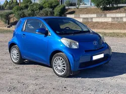 Blau Gebraucht 2009 Toyota iQ Kleinwagen | 7.350 € (Fairer Preis)