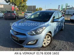 Blau Gebraucht 2013 Hyundai i30 Limousine | 6.990 € (Fairer Preis)