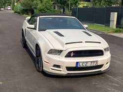 Weiß Gebraucht 2013 Ford Mustang Cabrio | 19.000 € (Guter Preis)