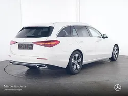 Weiß Gebraucht 2024 Mercedes C180 Avantgarde Limousine | 34.490 € (Superpreis)