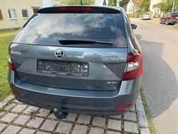 Blau Gebraucht 2019 Skoda Octavia G-TEC Style Kombi | 11.900 € (Fairer Preis)
