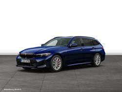 Blau Gebraucht 2024 BMW 330e Kombi | 54.928 €
