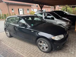 Schwarz Gebraucht 2007 BMW 116 Kleinwagen | 2.850 €