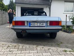 Blau Gebraucht 1986 Mercedes SL300 Cabrio | 38.900 €