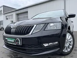 Schwarz Gebraucht 2020 Skoda Octavia Ambition Kombi | 17.460 € (Guter Preis)