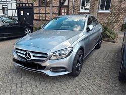 Grau Gebraucht 2014 Mercedes C200 Limousine | 22.000 €