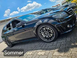 Schwarz Gebraucht 2010 Mercedes C63 AMG AMG Limousine | 27.499 € (Etwas zu teuer)