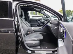 Schwarz / obsidianschwarz Gebraucht 2025 Mercedes GLC200 AMG SUV | 64.880 €