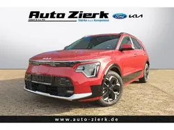 Rot Gebraucht 2023 Kia e-Niro Inspiration SUV | 30.890 € (Fairer Preis)