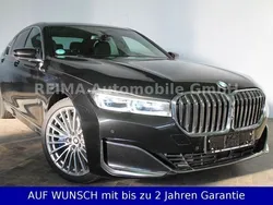 Black sapphire metallic Gebraucht 2021 BMW 730 M Sport Limousine | 40.890 € (Superpreis)