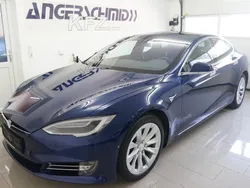 Blau Gebraucht 2017 Tesla Model S Limousine | 49.700 €