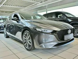 Grau metallic Gebraucht 2019 Mazda 3 Selection Limousine | 21.500 € (Etwas zu teuer)