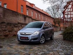 Silber Gebraucht 2009 Opel Zafira Selection Van / Kleinbus | 2.999 € (Fairer Preis)