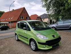 Grün Gebraucht 2005 Peugeot 1007 Kleinwagen | 3.000 € (Fairer Preis)