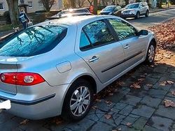 Silber Gebraucht 2007 Renault Laguna III Limousine | 2.900 €