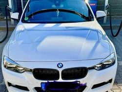Weiß Gebraucht 2016 BMW 330 M Sport Limousine | 19.999 € (Guter Preis)