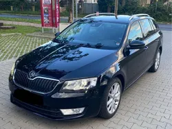 Schwarz Gebraucht 2015 Skoda Octavia Kombi | 6.500 € (Guter Preis)