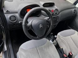 Silber Gebraucht 2003 Citroën C3 Kleinwagen | 2.650 € (Fairer Preis)