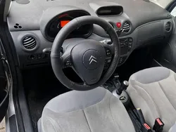 Silber Gebraucht 2003 Citroën C3 Kleinwagen | 2.900 € (Fairer Preis)
