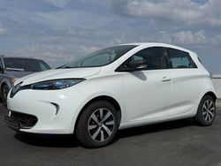 Weiß Gebraucht 2017 Renault Zoe Life Kleinwagen | 8.500 € (Fairer Preis)