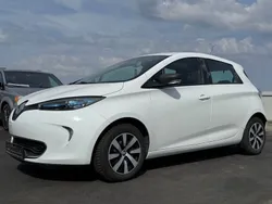 Weiß Gebraucht 2017 Renault Zoe Life Kleinwagen | 8.990 € (Etwas zu teuer)