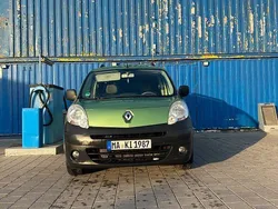 Grün Gebraucht 2008 Renault Kangoo Expression Van / Kleinbus | 3.200 € (Teuer)