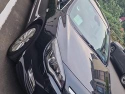 Schwarz Gebraucht 2011 Opel Astra Kombi | 6.650 € (Teuer)