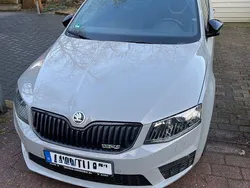 Grau Gebraucht 2014 Skoda Octavia RS Kombi | 11.000 € (Fairer Preis)
