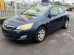 Blau Gebraucht 2010 Opel Astra Edition Limousine | 2.900 € (Superpreis)