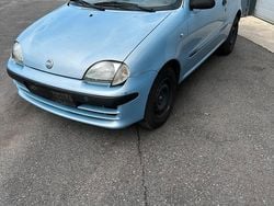Blau Gebraucht 2001 Fiat Seicento Kleinwagen | 500 € (Guter Preis)