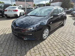 Schwarz Gebraucht 2021 Opel Astra Edition Limousine | 10.599 € (Fairer Preis)