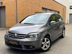 Grau Gebraucht 2008 VW Golf Plus Cross United Van / Kleinbus | 5.990 € (Teuer)