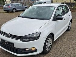 Weiß Gebraucht 2017 VW Polo Trendline Limousine | 6.290 € (Guter Preis)