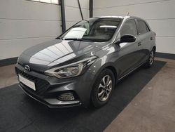 Grau Gebraucht 2020 Hyundai i20 Advantage Kleinwagen | 10.790 € (Fairer Preis)