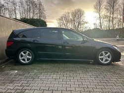 Schwarz Gebraucht 2009 Mercedes R320 Van / Kleinbus | 4.000 € (Superpreis)