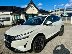 Weiß Gebraucht 2021 Nissan Qashqai Tekna SUV | 24.850 € (Fairer Preis)