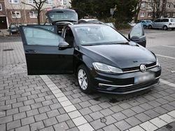 Schwarz Gebraucht 2017 VW Golf VII Kombi | 14.000 € (Fairer Preis)