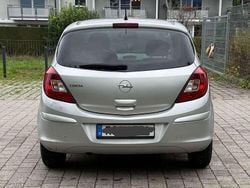 Silber Gebraucht 2010 Opel Corsa Edition Limousine | 1.800 € (Guter Preis)
