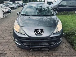 Grau Gebraucht 2011 Peugeot 207 Premium Limousine | 1.390 € (Superpreis)