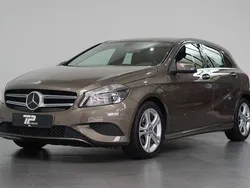 Grau Gebraucht 2014 Mercedes A180 Urban Limousine | 14.750 € (Fairer Preis)