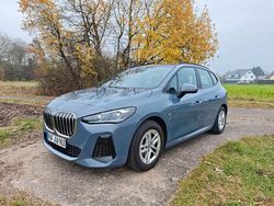 Grau Gebraucht 2022 BMW 218 Active Tourer Performance Van / Kleinbus | 28.400 € (Teuer)