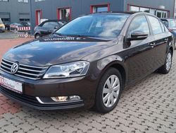 Schwarz Gebraucht 2014 VW Passat Trendline Limousine | 11.490 € (Fairer Preis)