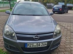 Grau Gebraucht 2005 Opel Astra Cosmo Limousine | 1.500 € (Fairer Preis)
