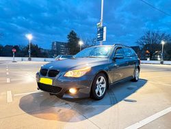 Grau Gebraucht 2008 BMW 530 Kombi | 4.900 € (Guter Preis)