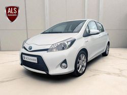 Weiß Gebraucht 2013 Toyota Yaris Hybrid Club Limousine | 10.000 € (Fairer Preis)