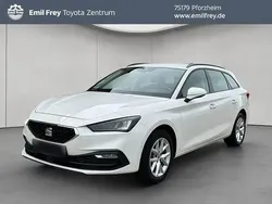 Weiß Gebraucht 2021 Seat Leon Kombi | 17.900 € (Guter Preis)