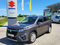 Grau Gebraucht 2024 Suzuki SX4 S-Cross Comfort SUV | 24.490 € (Etwas zu teuer)
