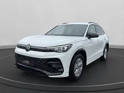 Weiß Neu 2025 VW Tiguan R-line SUV | 58.990 € (Etwas zu teuer)